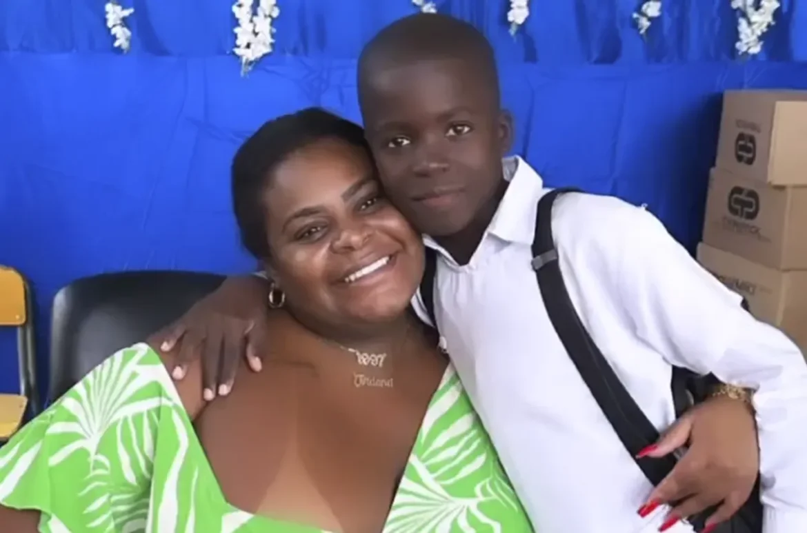 Jojo-Todynho-decide-adotar-crianca-de-Luanda-apos-0124194200202309111820-ScaleDownProportional-1