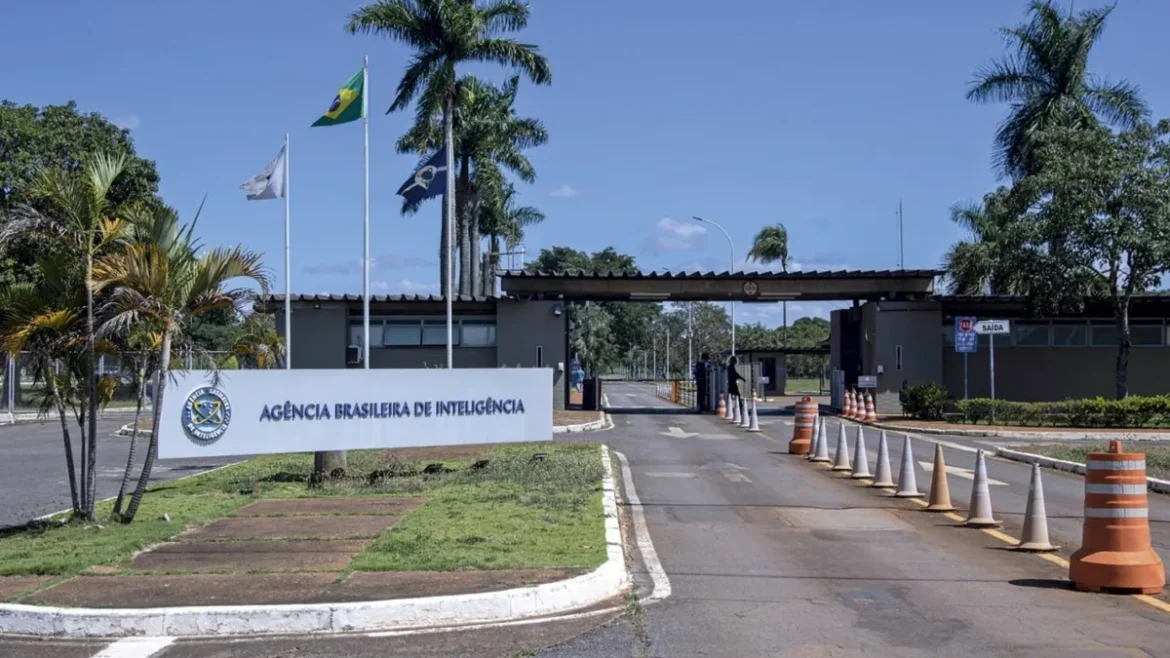 Governo-Lula-avalia-demitir-cupula-da-Abin0125670500202401261449-ScaleDownProportional