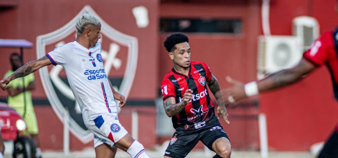 149043vitoria-abre-2-x-0-mas-bahia-arranca-empate-no-barradao-3