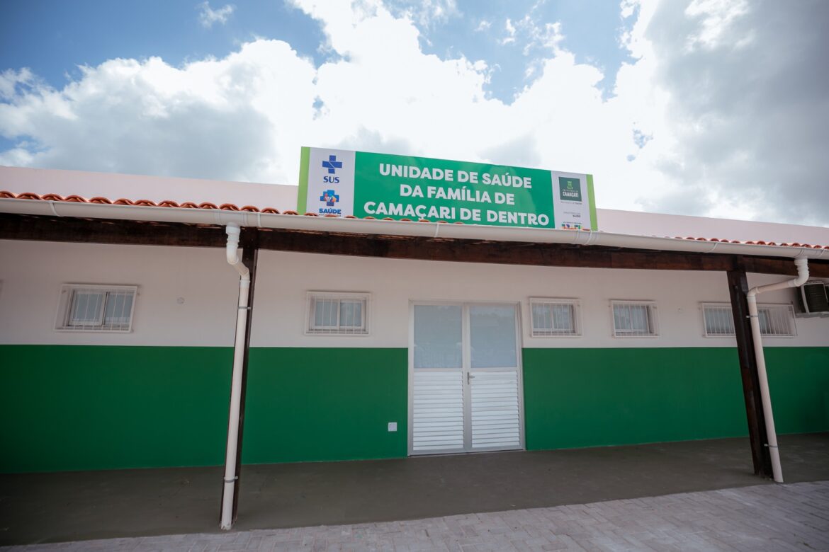 Sesau_Fachada-USF-Camacari-de-Dentro_Tiago-Pacheco_25.9-2