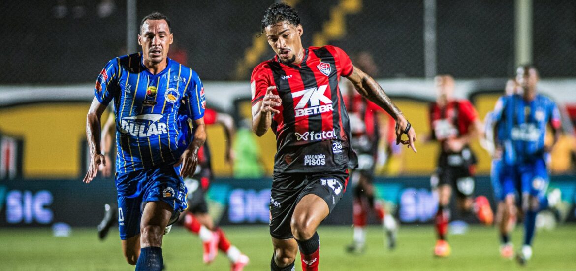 160797,vitoria-goleia-o-jacobina-no-barradao-e-segue-na-lideranca-do-campeonato-baiano-3
