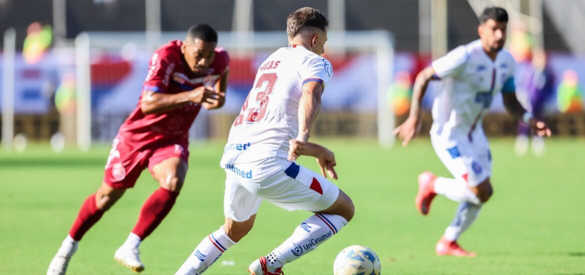 161486,no-barradao-bahia-bate-o-barcelona-de-ilheus-pelo-campeonato-baiano-3