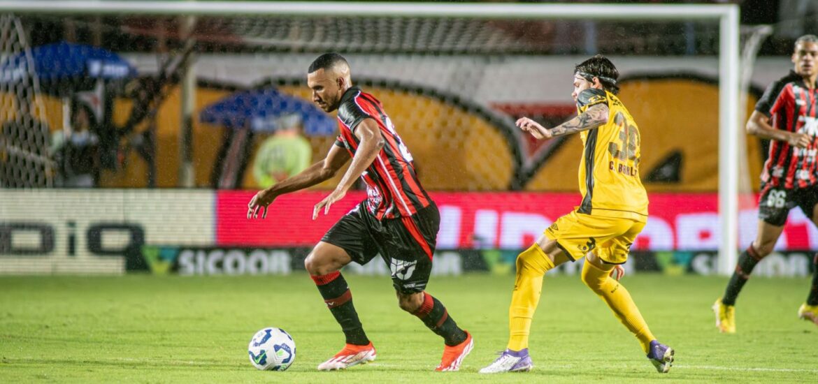 167790,vitoria-sofre-gol-nos-acrescimos-e-empata-com-o-sport-em-pleno-barradao-3