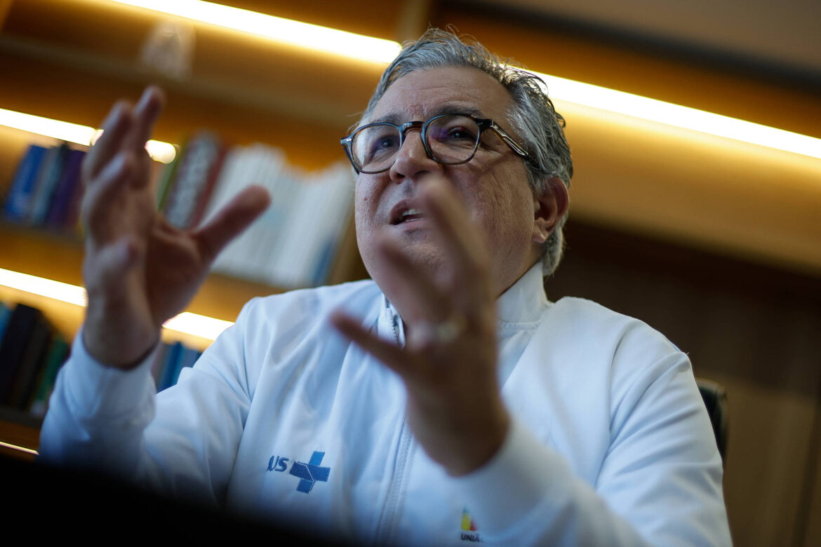 174949537468472e4ec5695_1749495374_3x2_rt